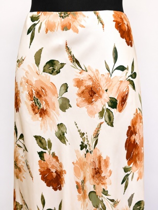 Letnia spódnica w kwiaty